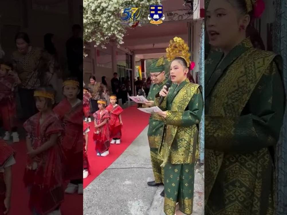 Menyambut dengan Sukacita, Merayakan dengan Syukur