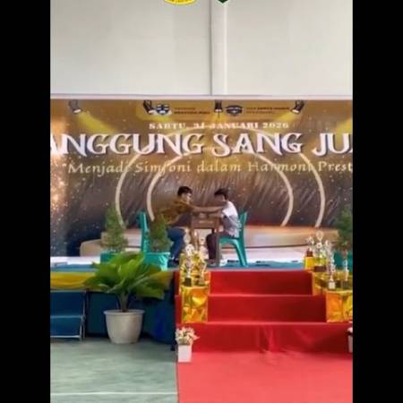 Panggung Sang Juara - 